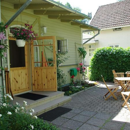 Villa Johanna Guesthouse Pärnu Exterior foto